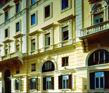 Hotel Embassy Rome 3*,