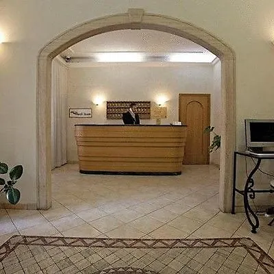 Hotel Embassy Rome