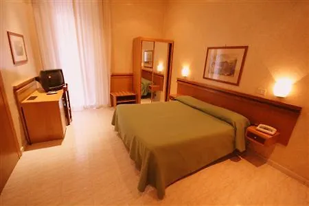 Hotel Embassy Рим
