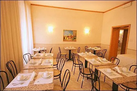 Hotel Embassy Рим
