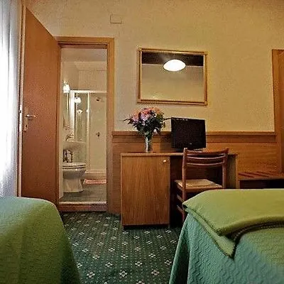 Hotel Embassy Rome
